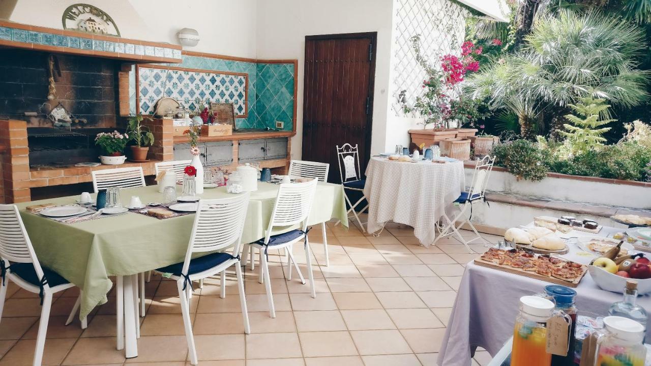 B&B Casa Chinaski Mondello Exteriör bild